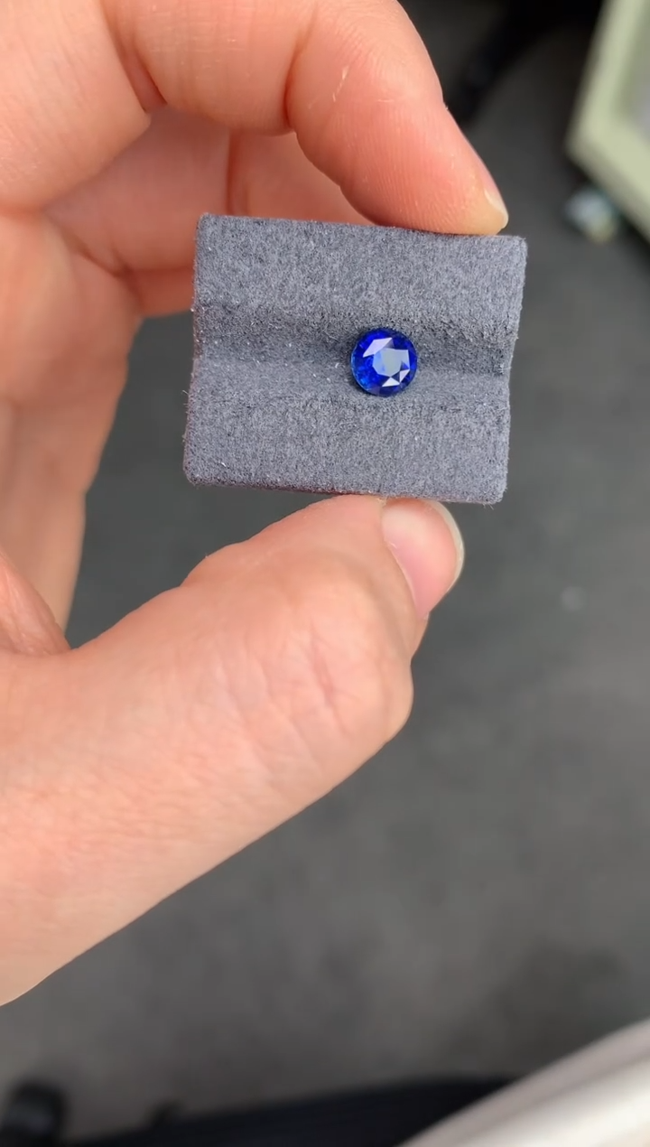 【闪购商品】蓝宝石裸石未镶嵌1ct皇家蓝