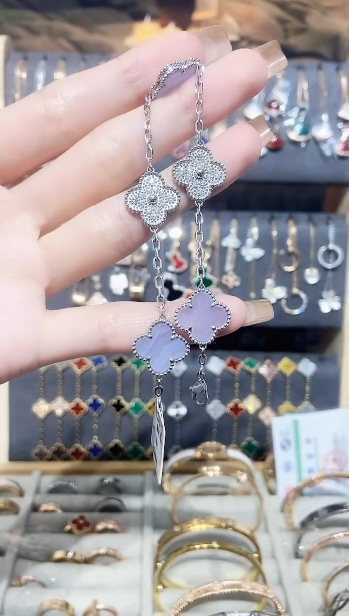 手链18K金镶嵌钻石钻石K白紫间钻