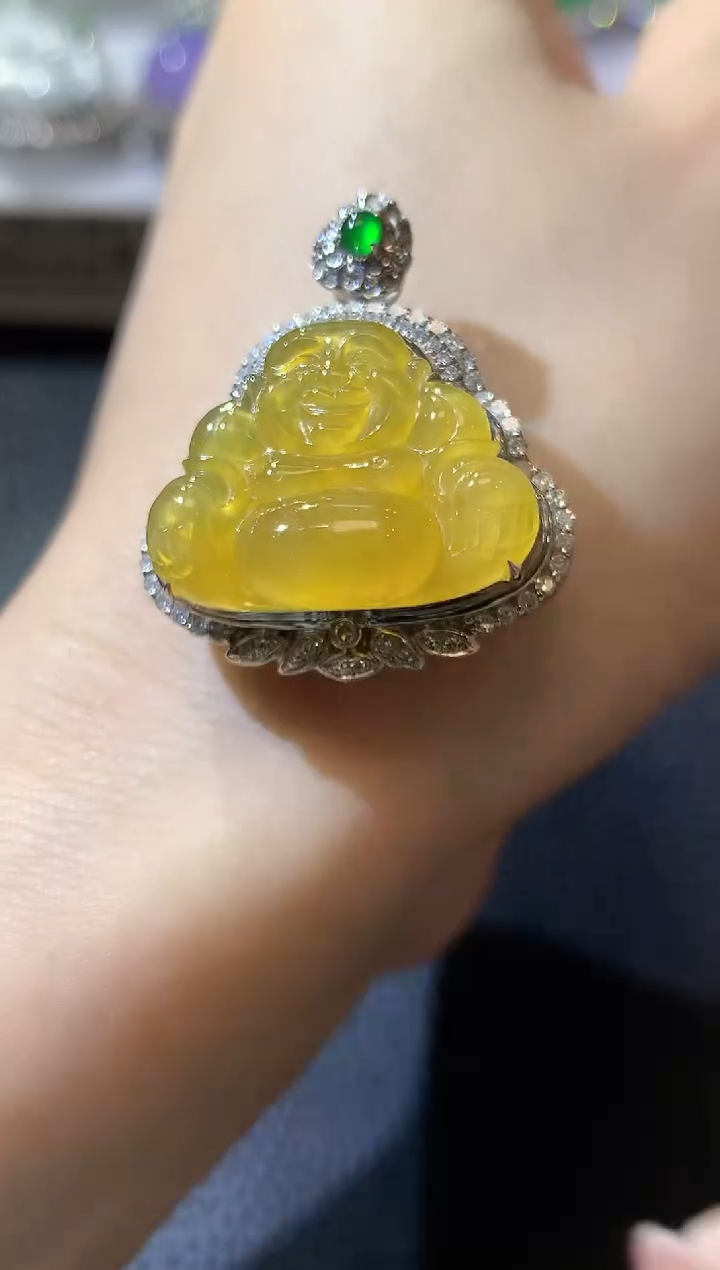 【闪购商品】翡翠吊坠(不含链)18K金镶嵌C23