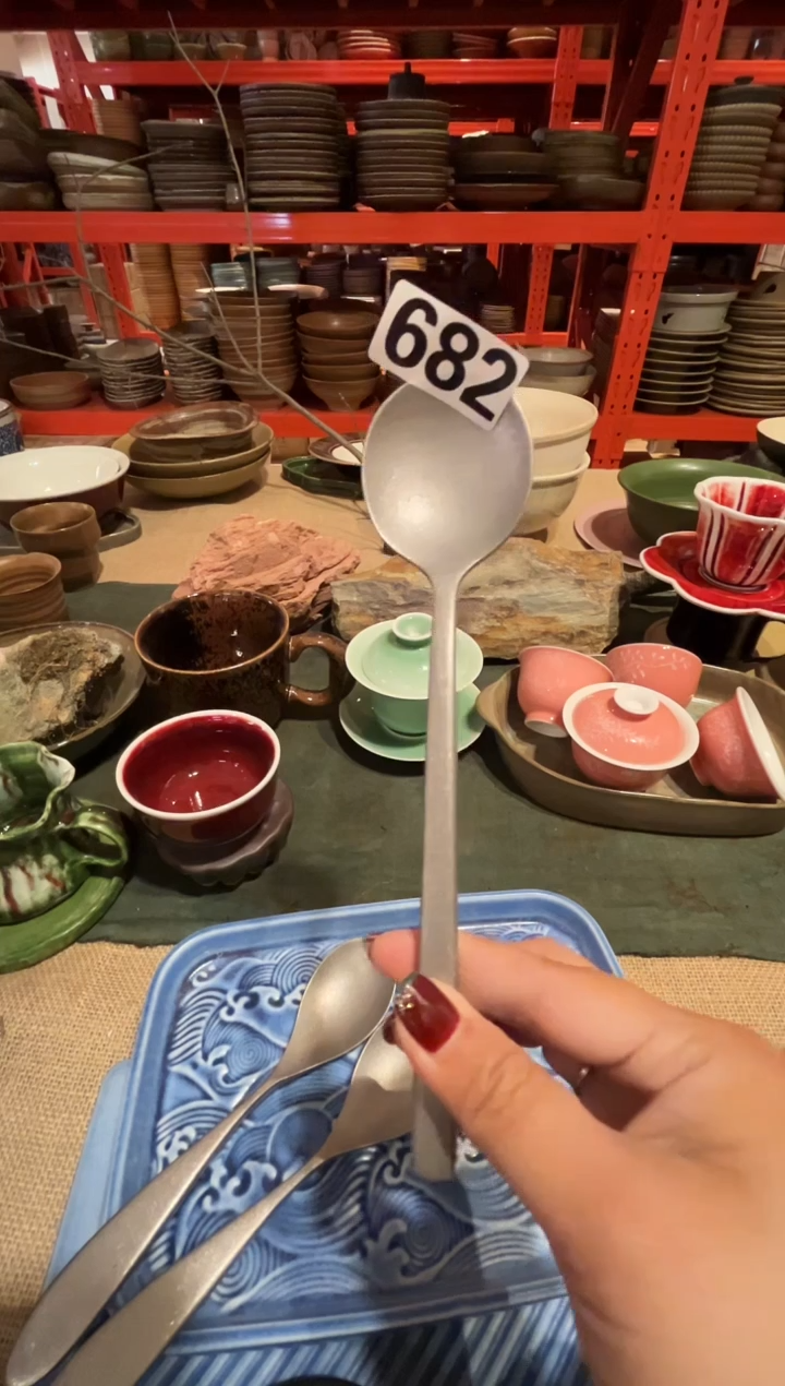 瓷片Ｗ?682钛银勺3只