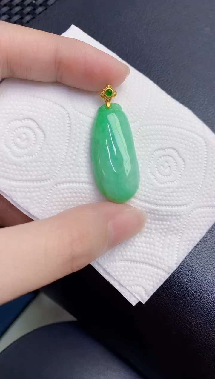 颈饰未镶嵌翡翠天然翡翠缅甸A货
