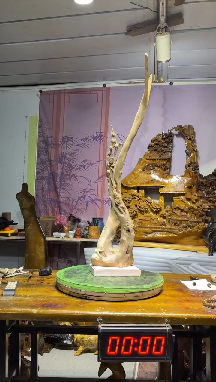 金丝楠小**：金丝楠木雕刻摆件