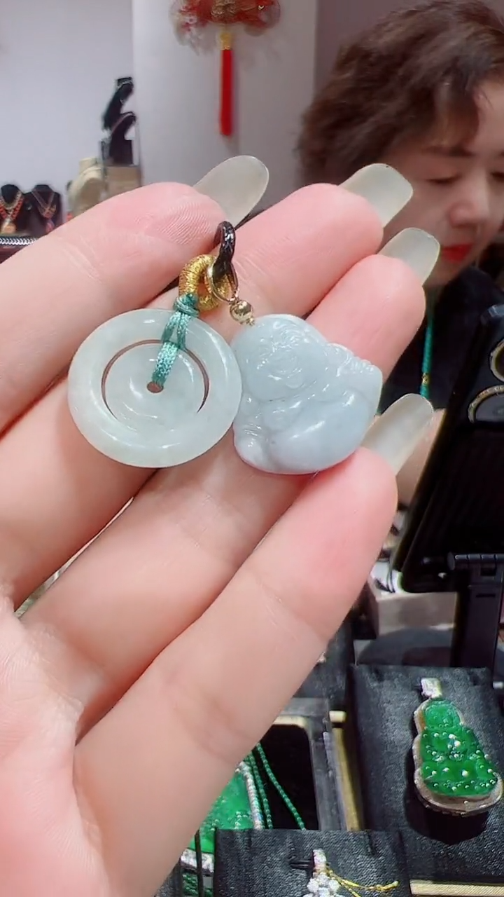 翡翠未镶嵌颈饰202580989