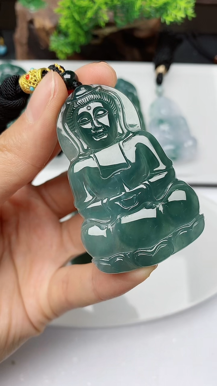 【闪购商品】翡翠颈饰未镶嵌