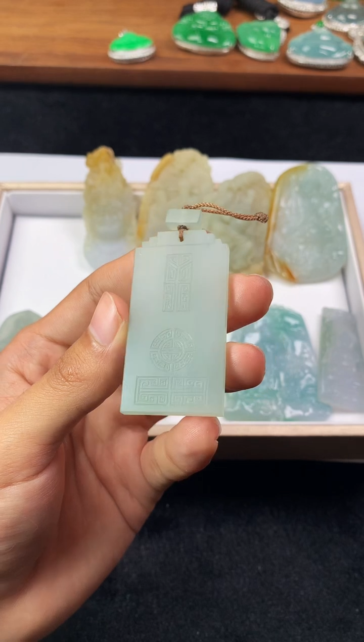 【闪购商品】定制翡翠未镶嵌5011毛货不退不换