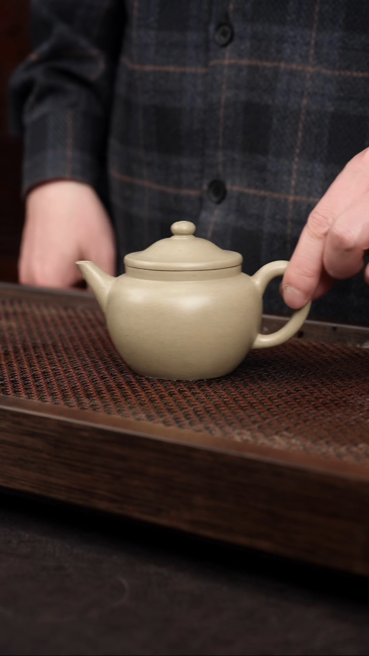 【闪购商品】紫砂茶壶本绿笠帽水平