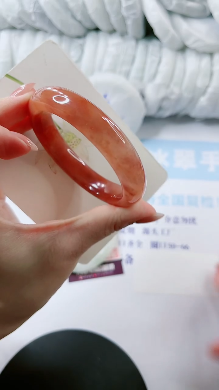 【闪购商品】石英质玉手镯未镶嵌多样性发货L250