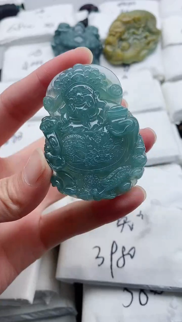 颈饰未镶嵌翡翠8