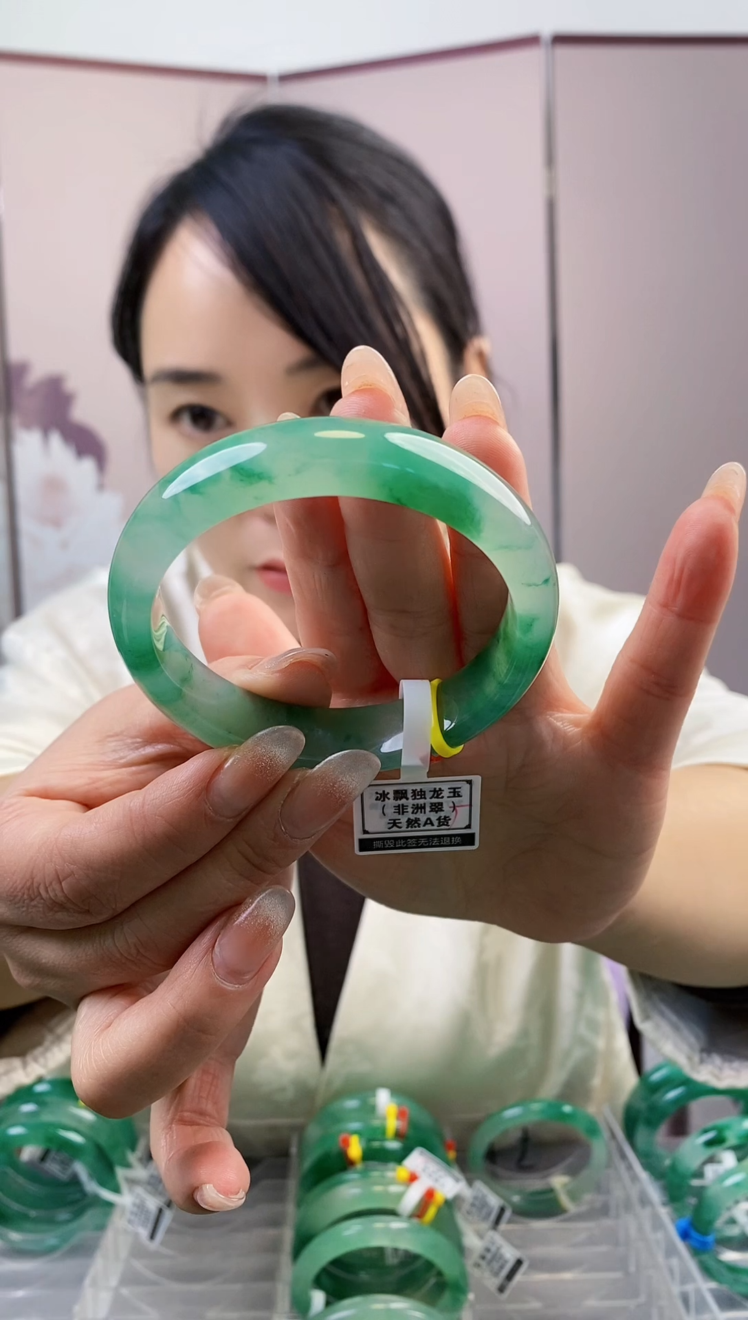 【闪购商品】石英质玉手镯未镶嵌080