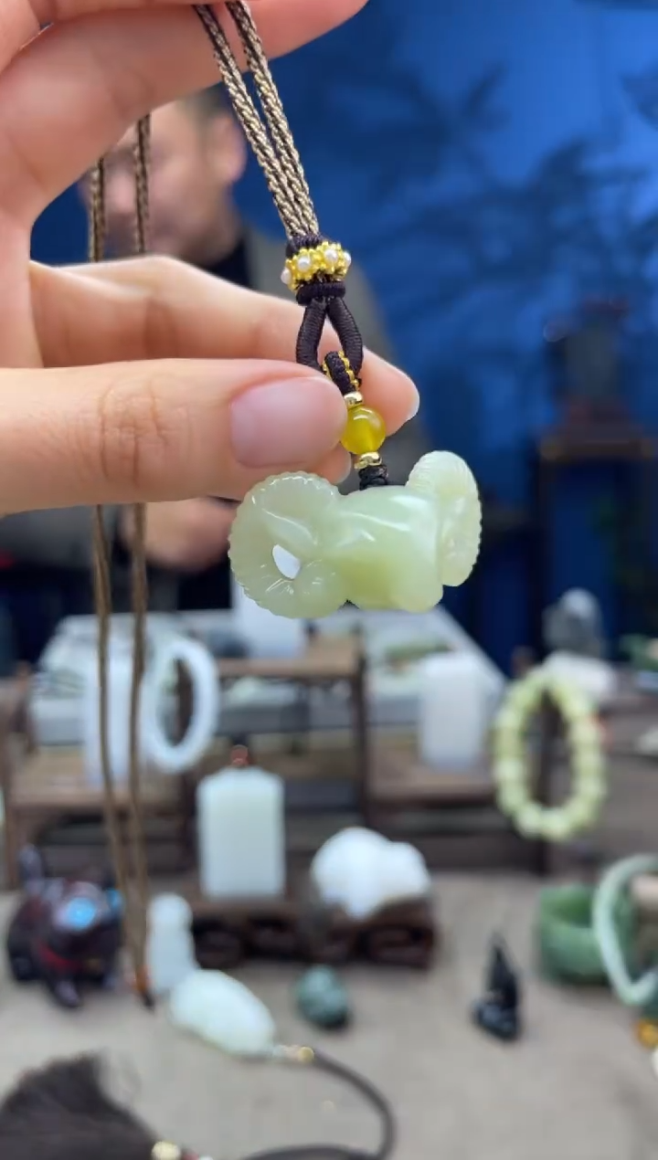 【闪购商品】和田玉颈饰未镶嵌1