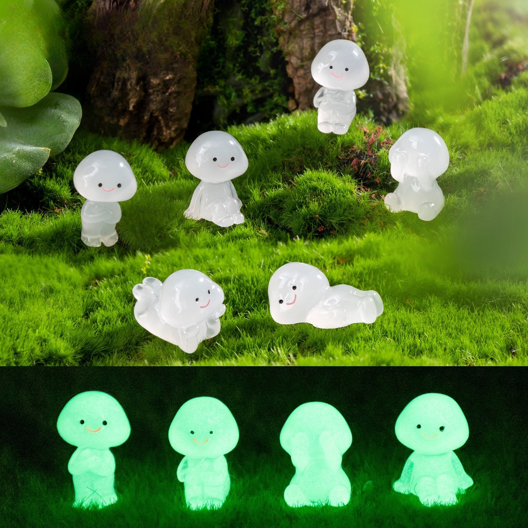 苔藓微景观创意夜光小人diy饰品配件迷你树脂桌面车载小摆件