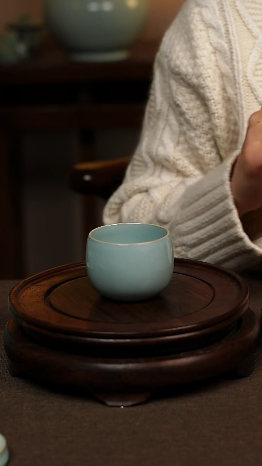 瓷片天青色全手工卧足禅定杯90ml微瑕不带礼盒