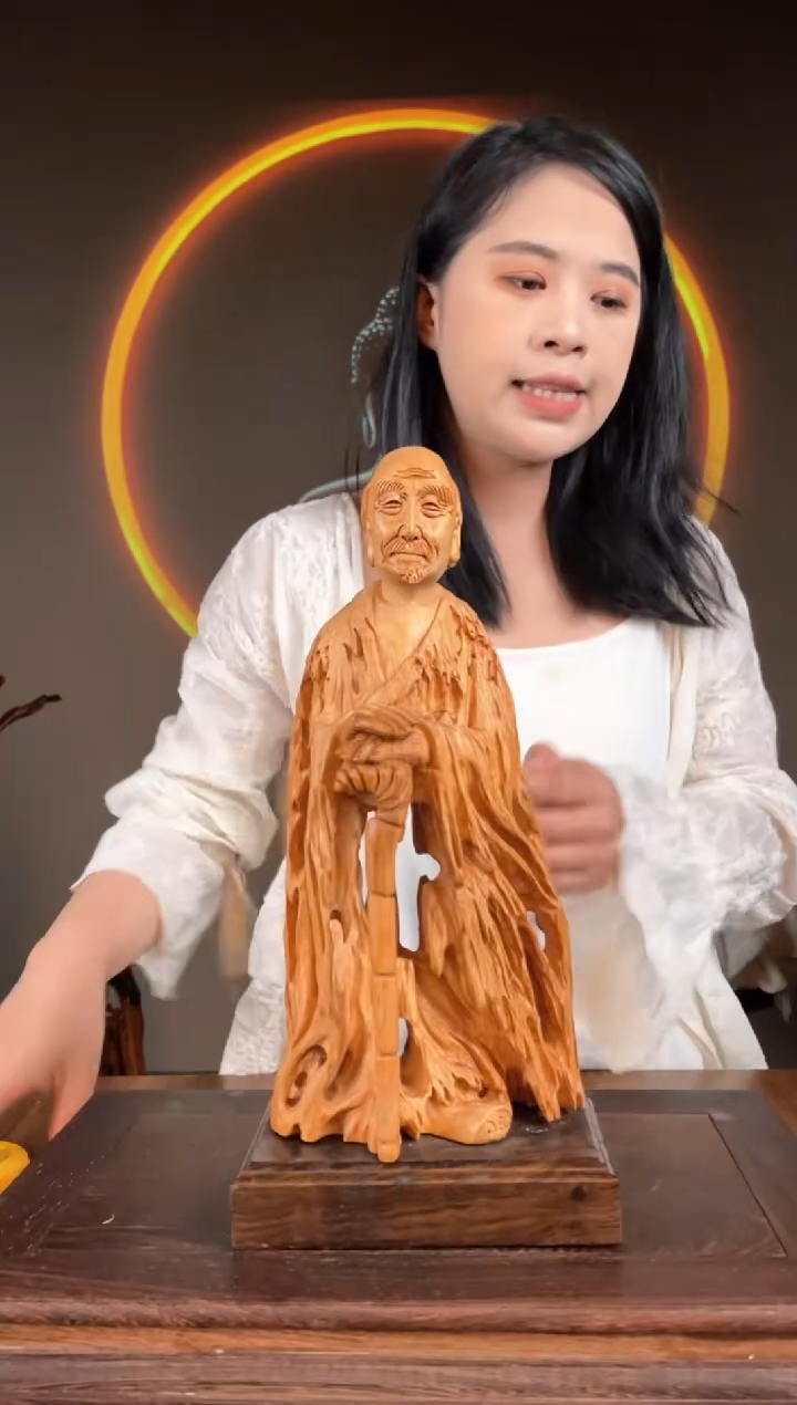 【闪购商品】柏木（崖柏）手工摆件,先抢先得!351