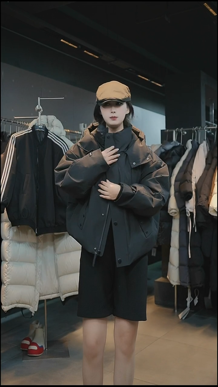 黑色羽绒外套黑色羽绒外套