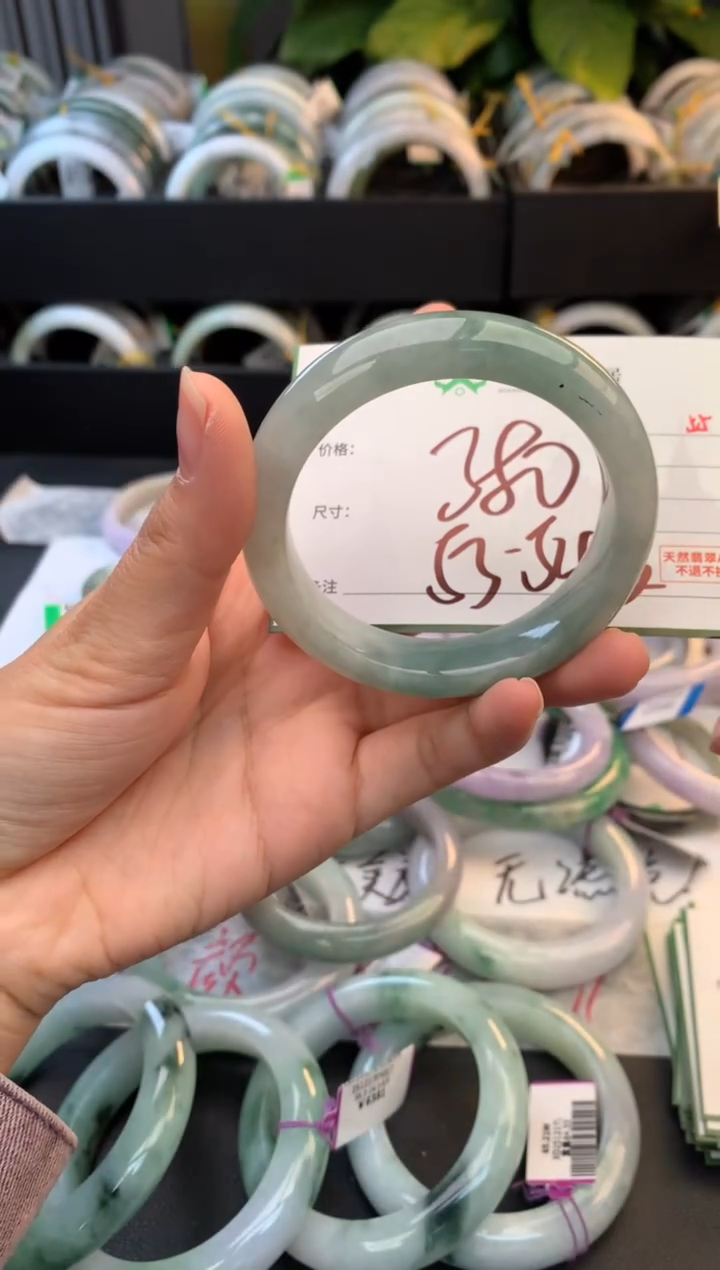 未镶嵌定制翡翠瑾*毛货需精细抛光+多人