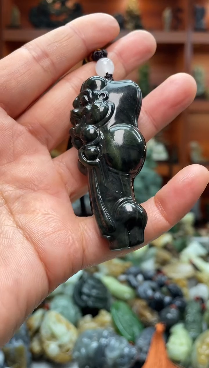 未镶嵌和田玉把件1