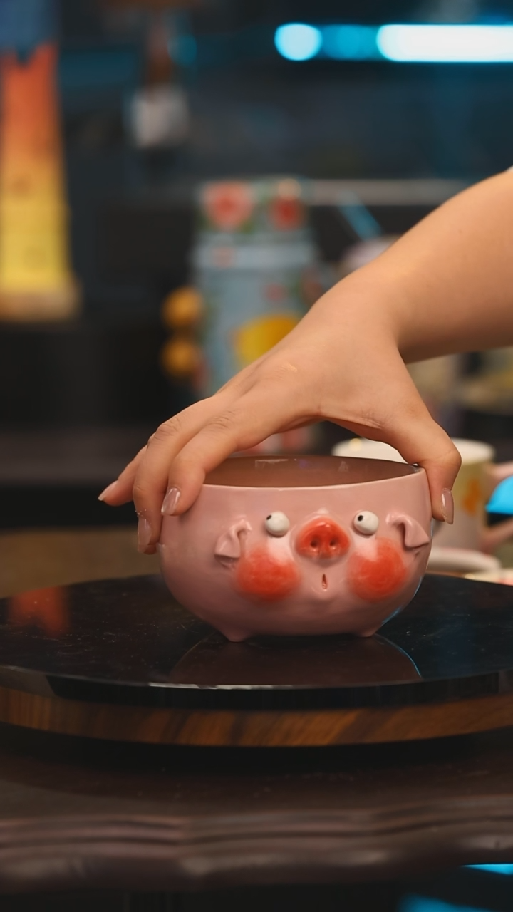 【闪购商品】摆件景德镇设计师釉下彩绘陶瓷