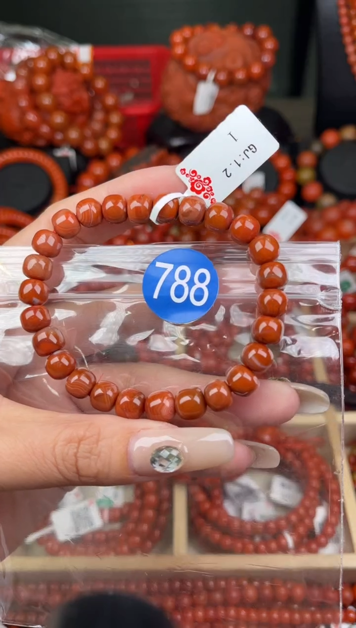 南红玛瑙未镶嵌珠宝奇石786-8+