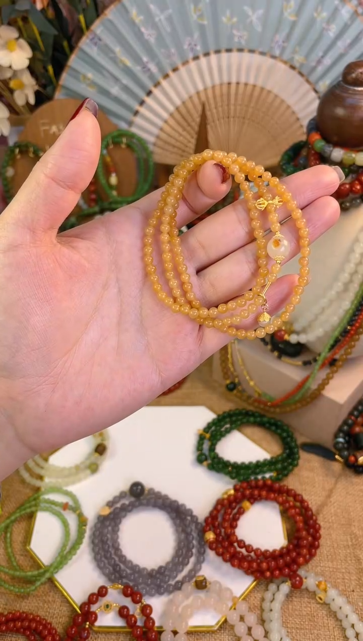 【闪购商品】和田玉三圈18K金镶嵌糖玉