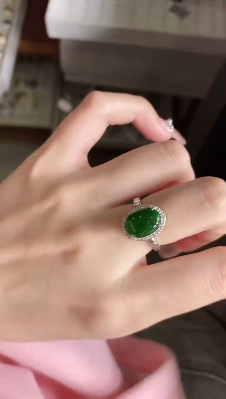 【闪购商品】翡翠戒指银S925镶嵌51511