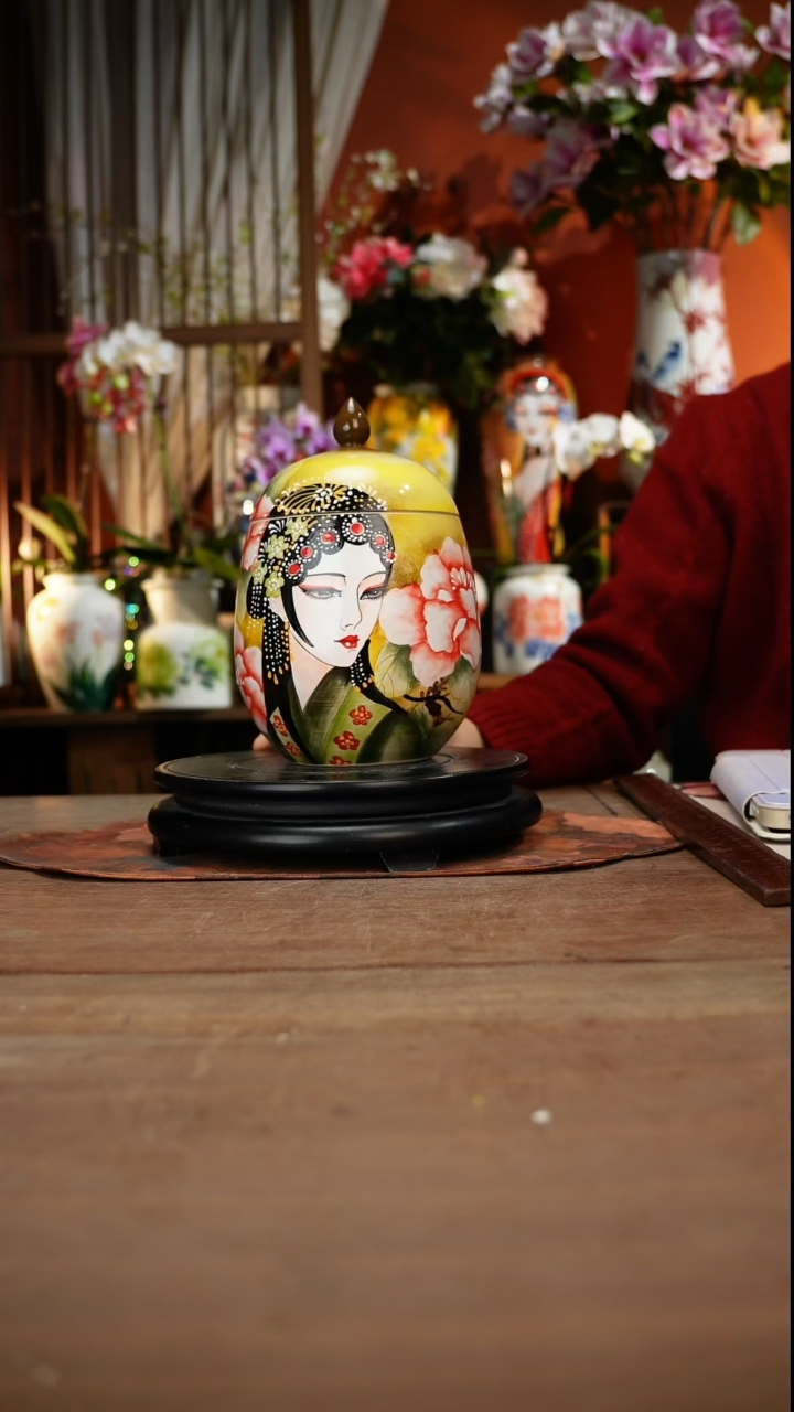 当代高温釉下彩手绘陶瓷餐具