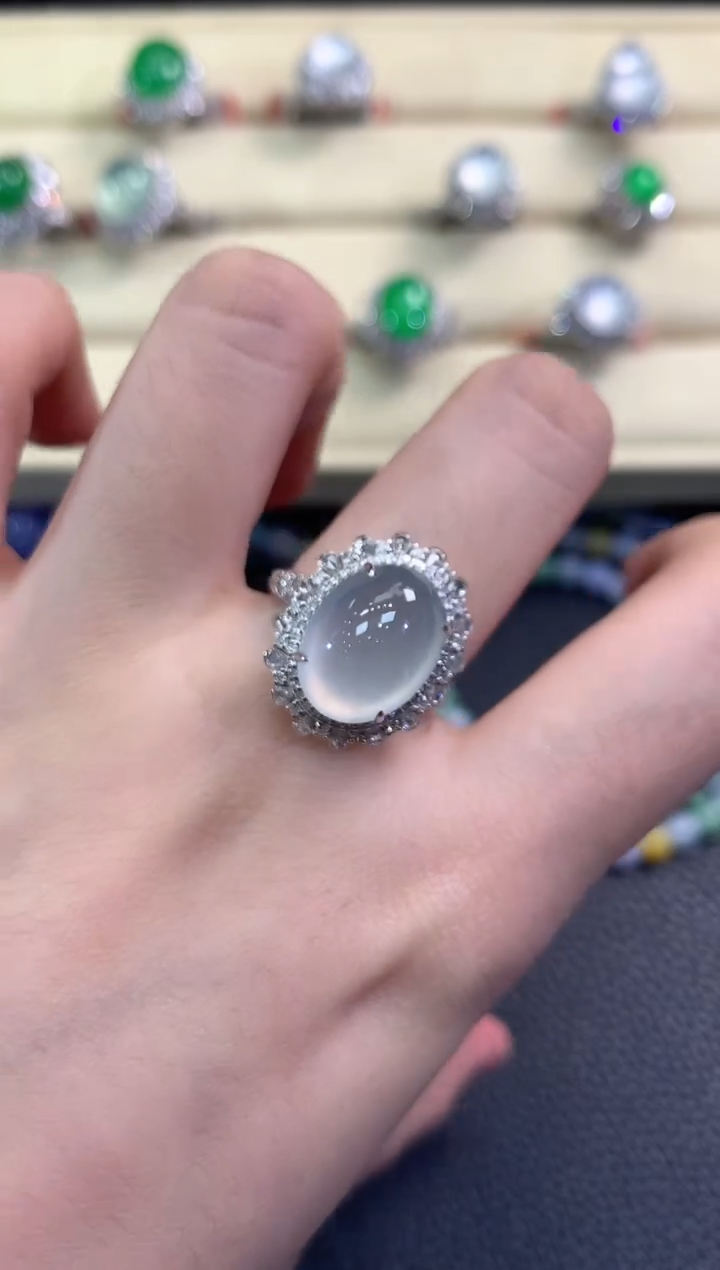 翡翠戒指18K金镶嵌春日珠宝 B208    