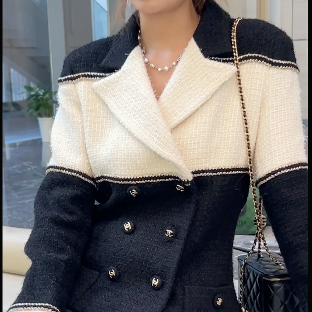 99新 Chanel/香奈儿 36码20A康鹏街系列黑白拼接双排扣外套