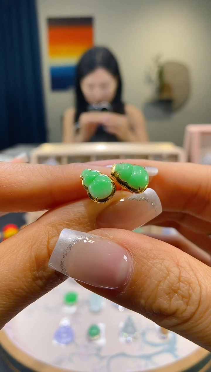 【闪购商品】翡翠18K金镶嵌吊坠(不含链)耳钉