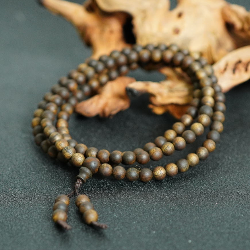 沉香沉香佛珠6+ CC112901