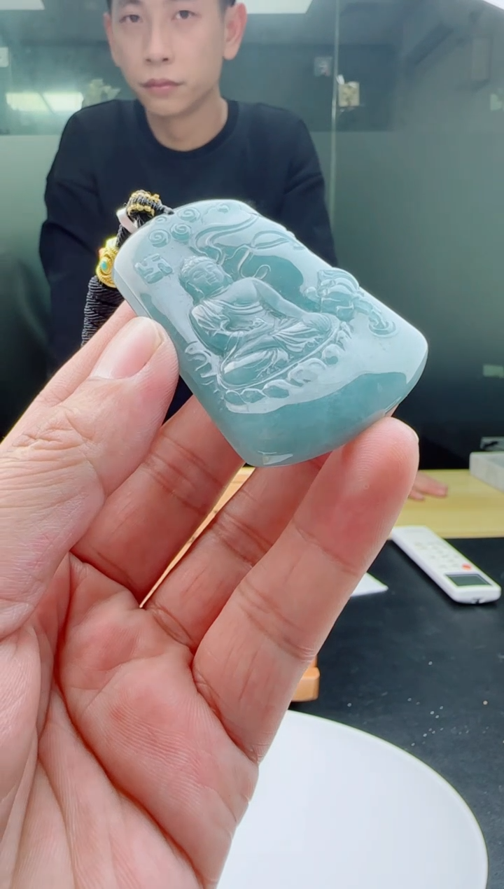 【闪购商品】翡翠颈饰未镶嵌11111111111