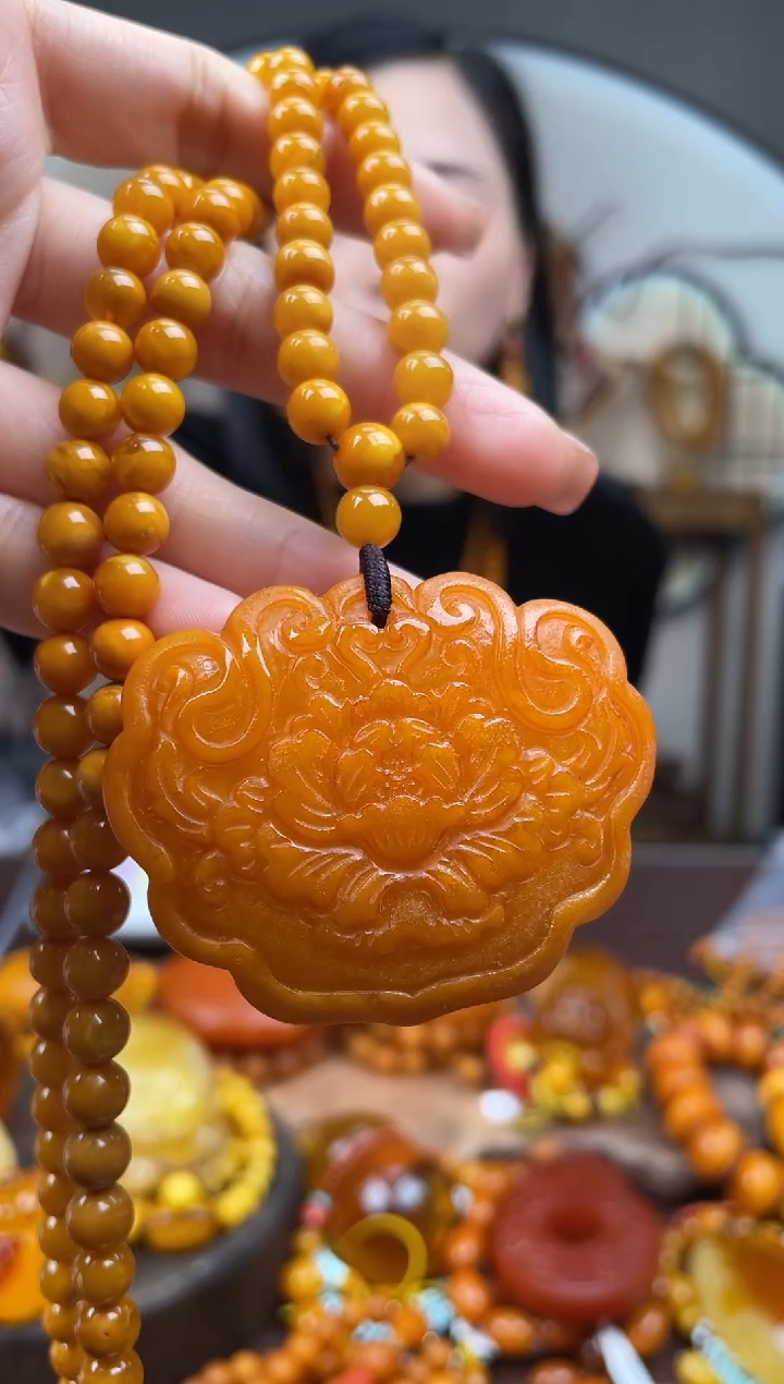 【闪购商品】琥珀裸石未镶嵌首饰 假1赔4 （多样性发货1件（微瑕