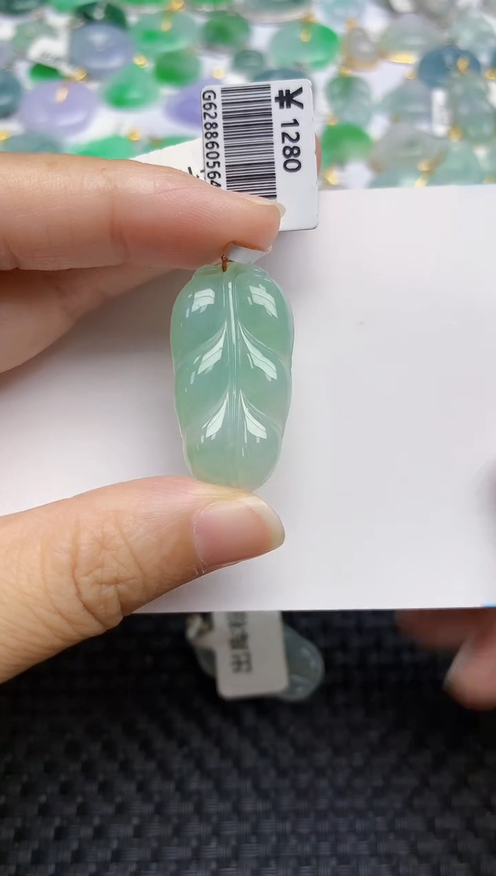 翡翠18K金镶嵌颈饰天然缅甸A货翡翠百元以上9元证书费自理