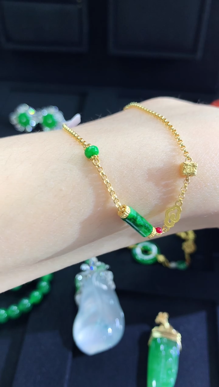 【闪购商品】翡翠手链18K金镶嵌手链