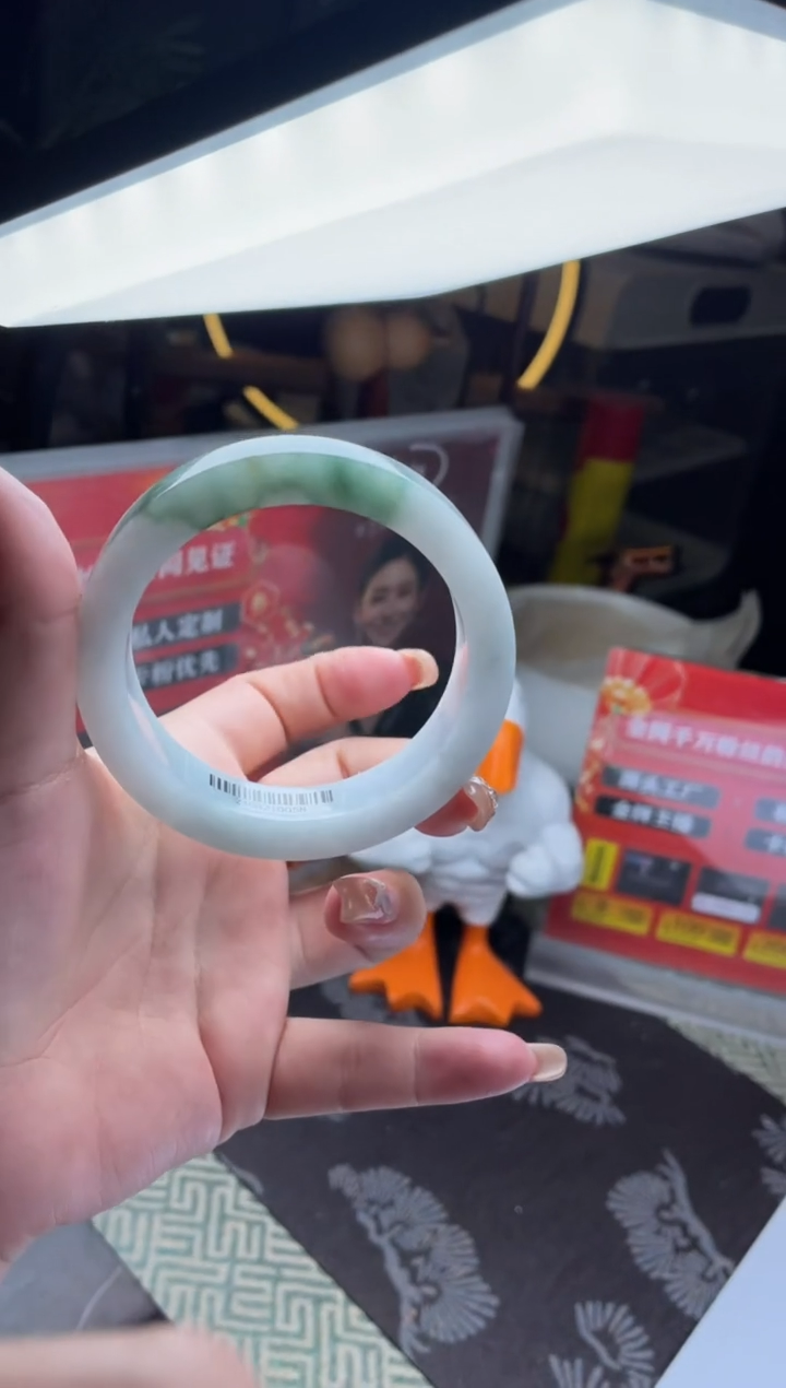 【闪购商品】定制翡翠手镯未镶嵌DDH81862