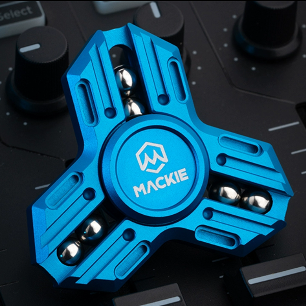 【悖论潮玩】 Mackie小骑士mini3.0麦基工作室铝合金指尖陀螺