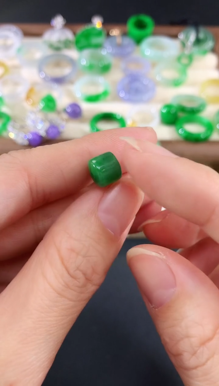 吊坠(不含链)未镶嵌翡翠104|680