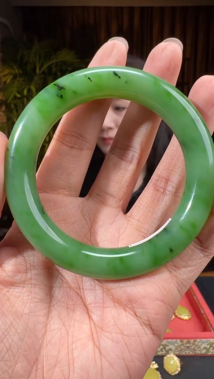 【闪购商品】和田玉8888未镶嵌2.13巴哥多样性发货53-60