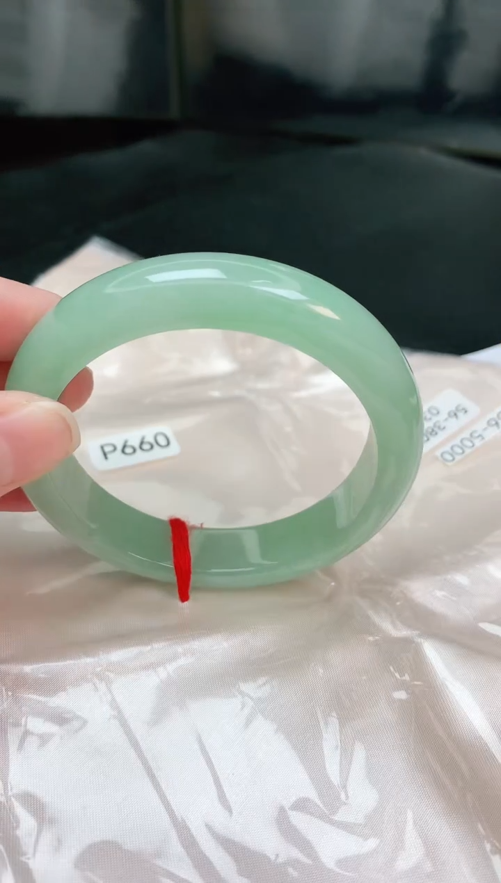 【闪购商品】翡翠手镯未镶嵌缅甸天然A货翡翠手镯