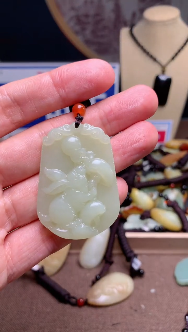 【闪购商品】和田玉颈饰未镶嵌1