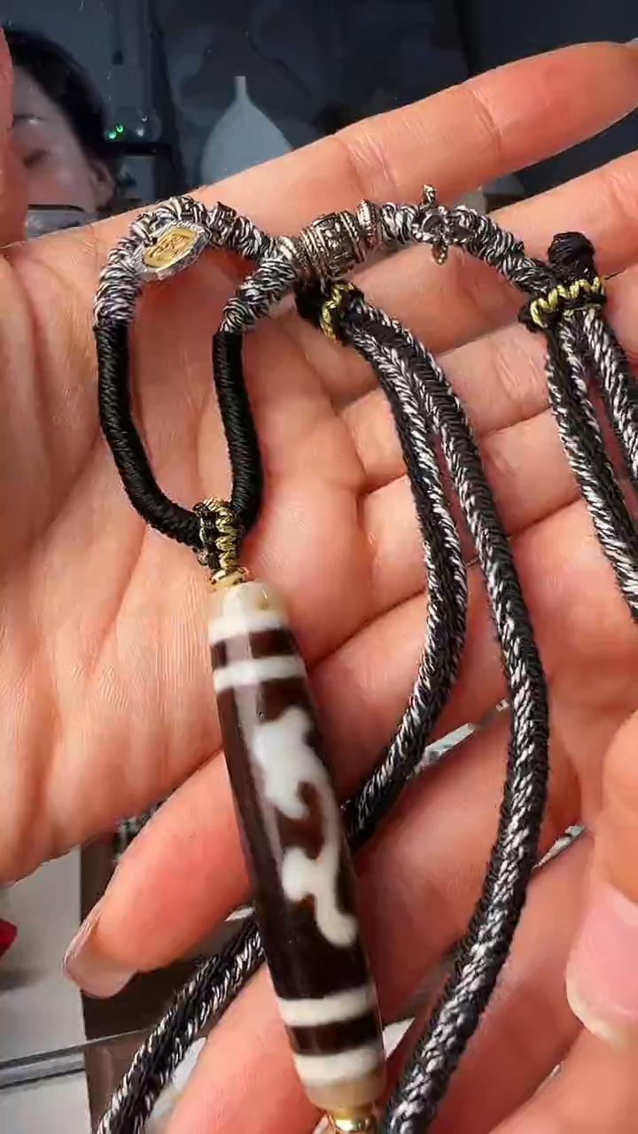 【闪购商品】玛瑙/玉髓颈饰未镶嵌六眼