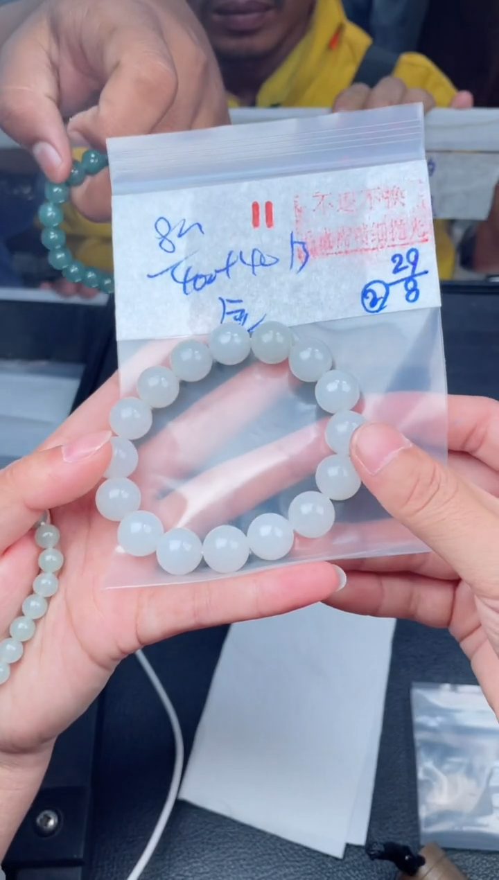 未镶嵌定制翡翠金*毛货需精细抛光拍一发一