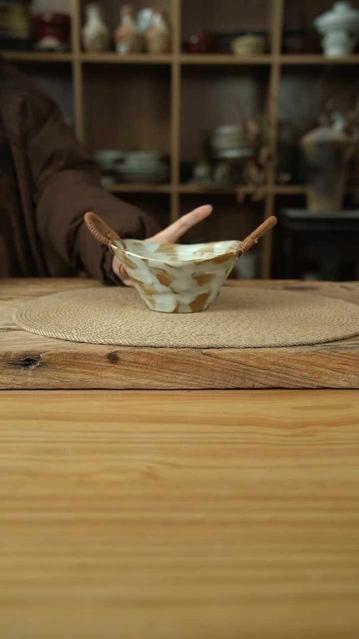 粉影系列的麻绳元宝桶1个