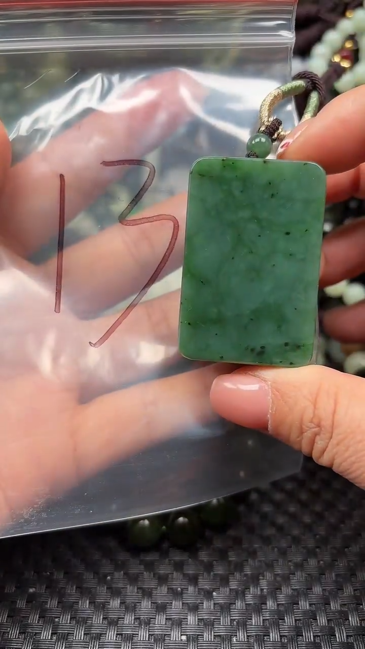 【闪购商品】和田玉颈饰未镶嵌.