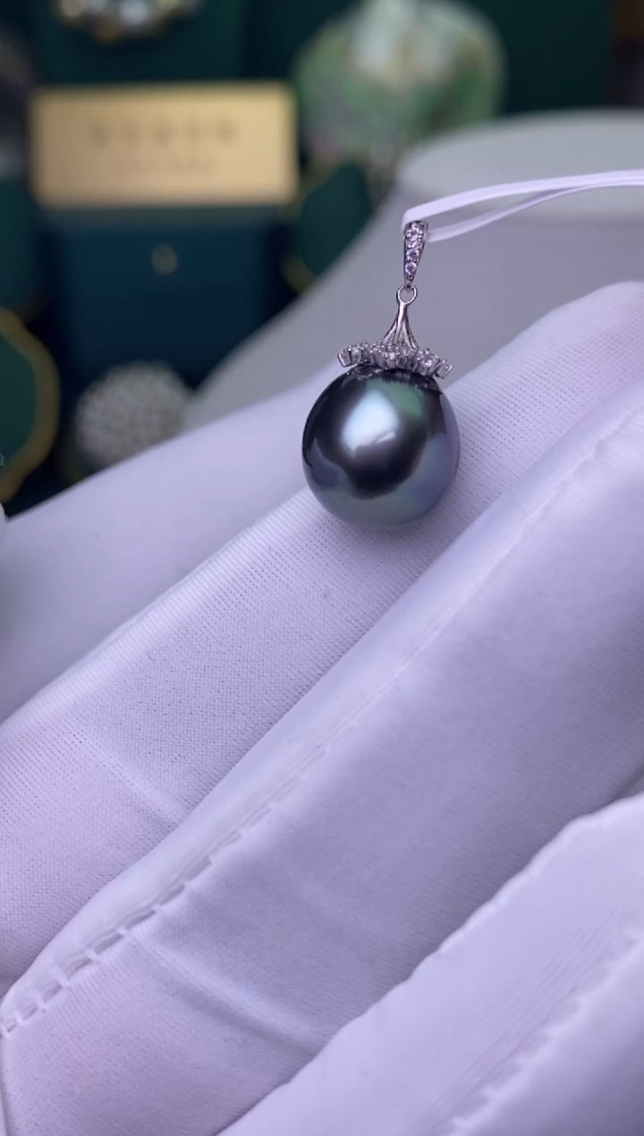 【闪购商品】海水珍珠颈饰18K金镶嵌1