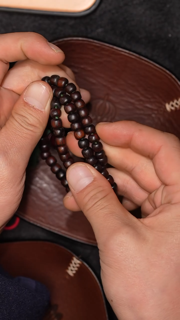 【闪购商品】冲赛康胡子哥，藏传念珠79