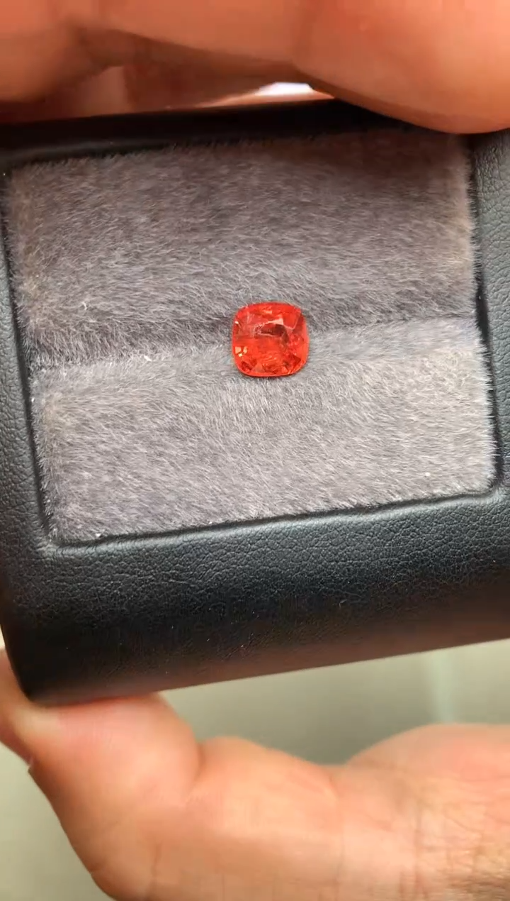 【闪购商品】定制尖晶石裸石未镶嵌枕型 爱马仕橙色调尖晶石 1.88ct