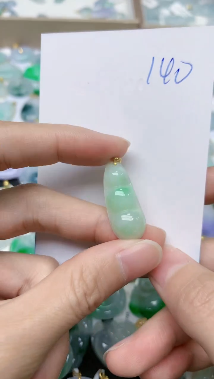 【闪购商品】翡翠颈饰18K金镶嵌天然缅甸A货翡翠