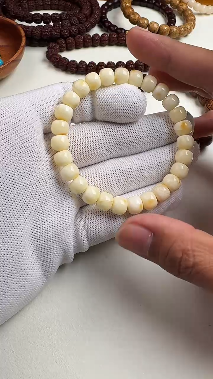 【闪购商品】蜜蜡手串未镶嵌蜜蜡