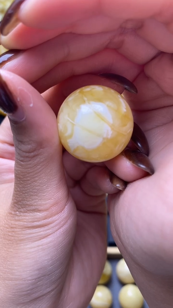 【闪购商品】琥珀裸石未镶嵌蜜蜡.47