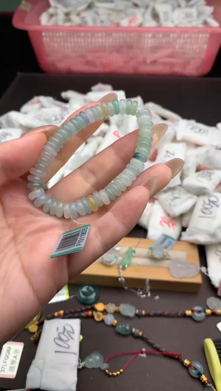 【闪购商品】翡翠手串未镶嵌一